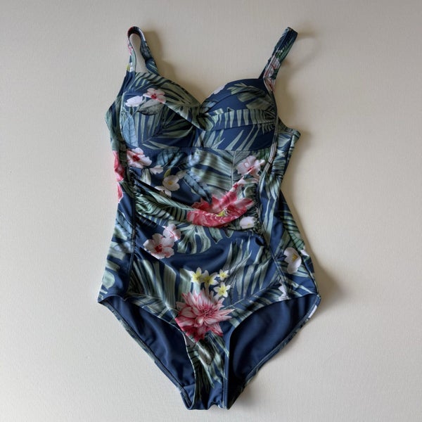 Zest Resort One Piece Swimsuit/Togs Size 10 Carousel 1