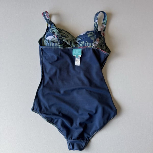 Zest Resort One Piece Swimsuit/Togs Size 10 Carousel 4