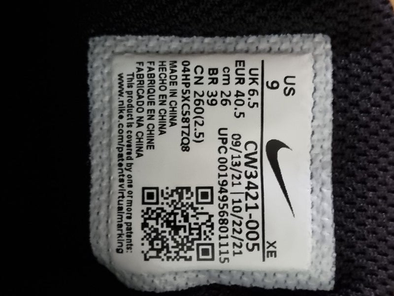 NIKE WINFLO 8 RUNNING SHOES * US 9 WOMENS * NEAR NEW CONDITION Carousel 9