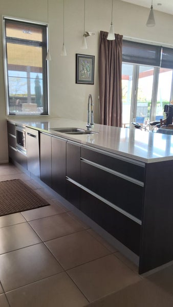Complete Kitchen Unit Carousel 2