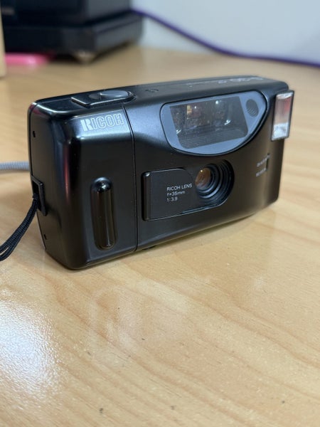 Ricoh S30 35mm Camera Carousel 2