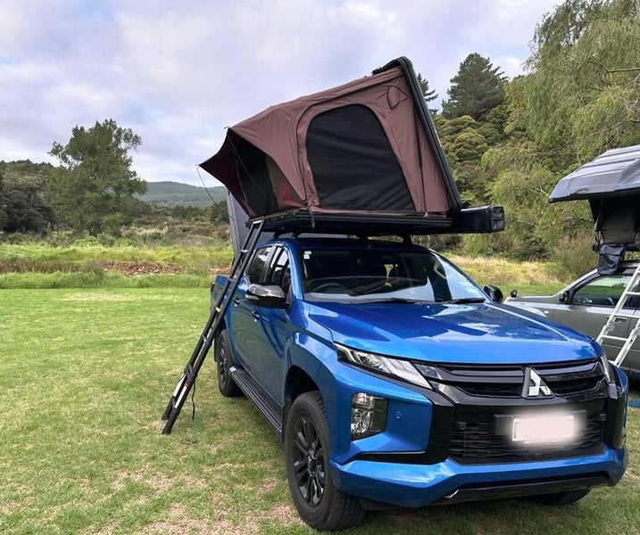 KIWIKINGS Aluminum roof top tent K5-A1.3L hard shell Rooftop tent Carousel 1