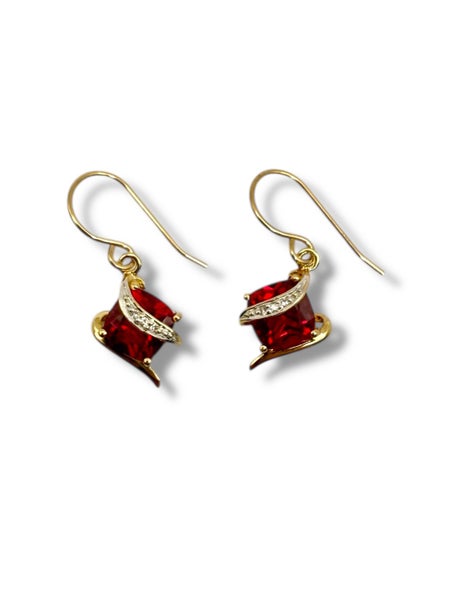 RUBY+DIAMOND IN 9CT YELLOW GOLD EARRINGS Carousel 1