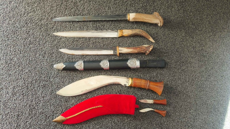 4x Large Antique/Ceremonial Hunting Knives Carousel 1