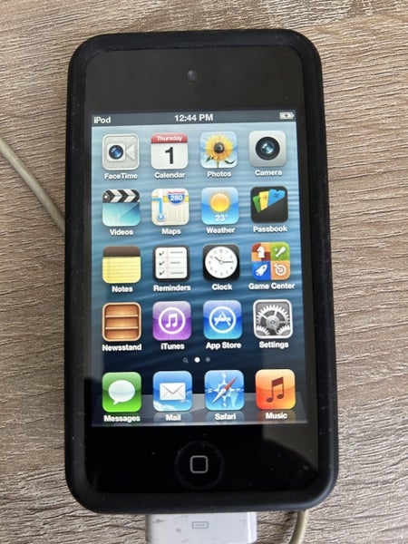 Apple IPod Carousel 1