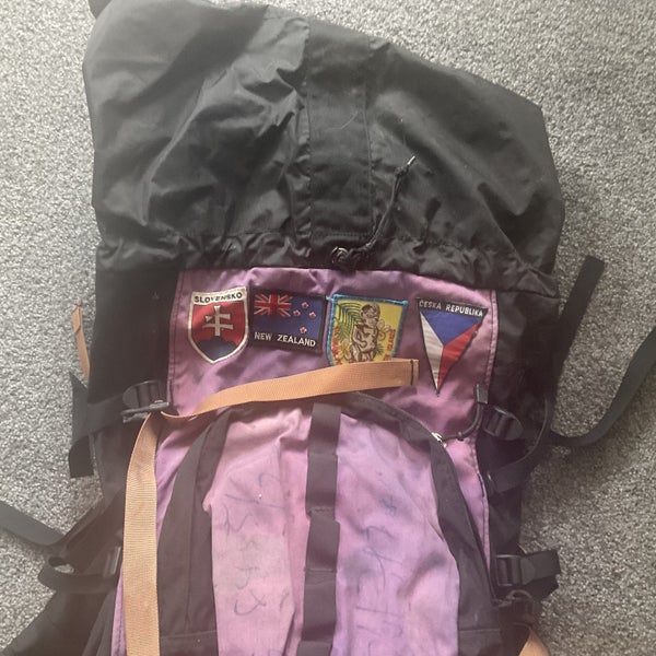 HIKING ,TRAVEL LARGE BACK PACK Carousel 2