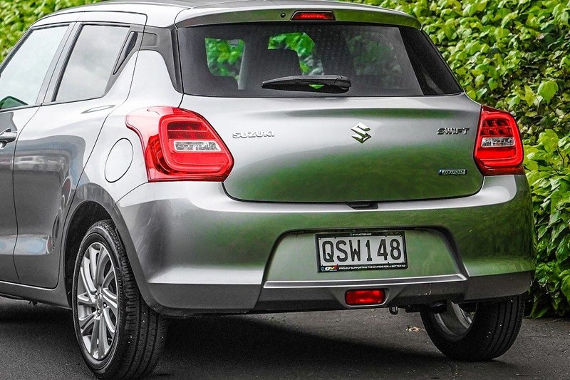 2024 Suzuki Swift GLX Hybrid NZ New / 8kms / Cr...64141746582657112