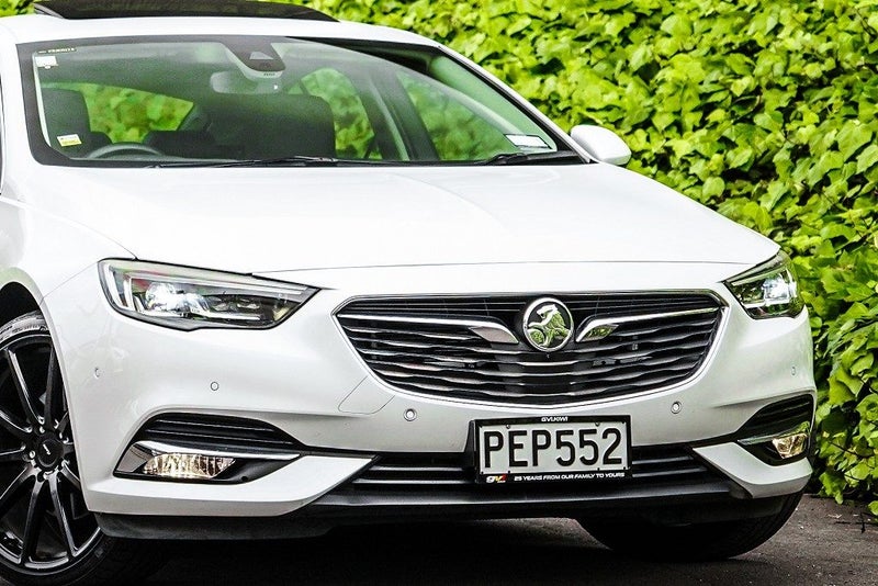 2019 Holden Commodore Calais V / Sunroof / Leat...64141746655618111