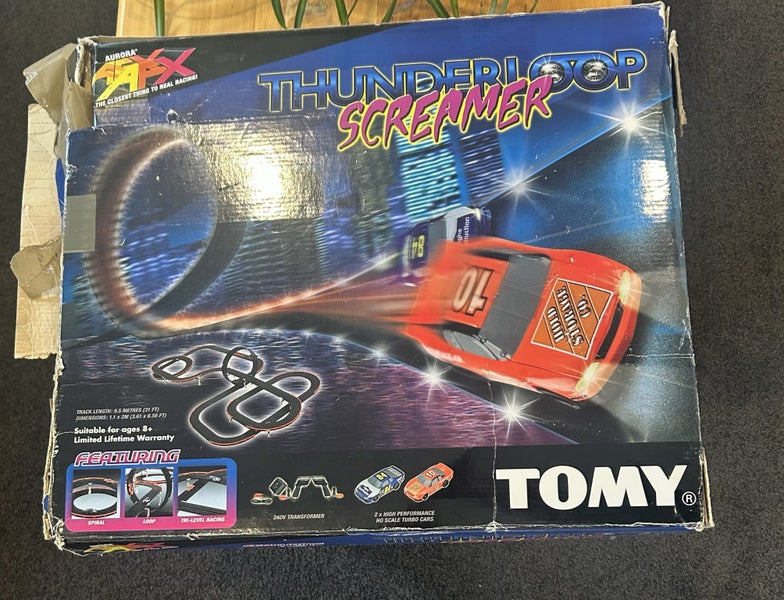 AFX Thunderloop Screamer by Tomy Carousel 1