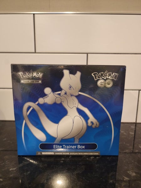 Pokemon Pokemon GO Elite Trainer Box Carousel 1