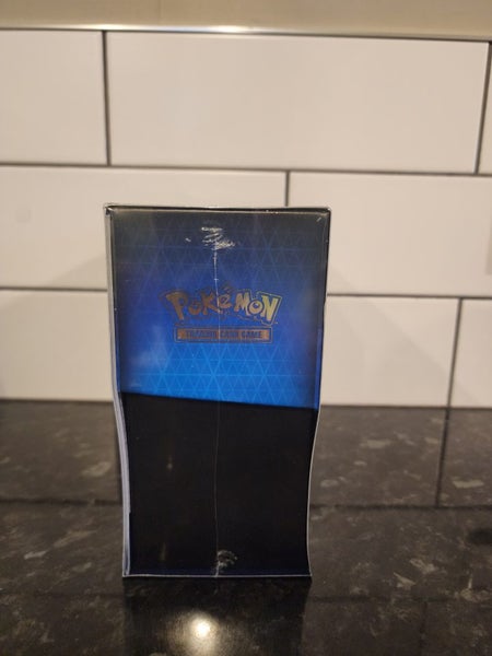 Pokemon Pokemon GO Elite Trainer Box Carousel 2