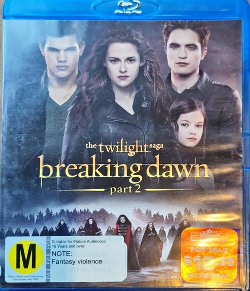 The Twilight Saga: Breaking Dawn - Part 2 (Blu-ray) Carousel 1