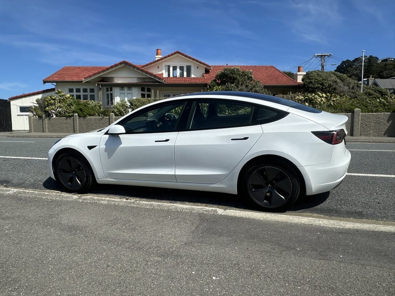 2022 Tesla Model 3 Rear Wheel Drive 60K64141746949889111