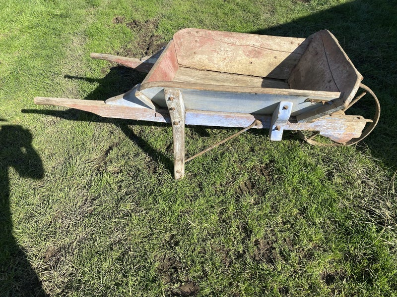 Antique wheelbarrow in original condition Carousel 2
