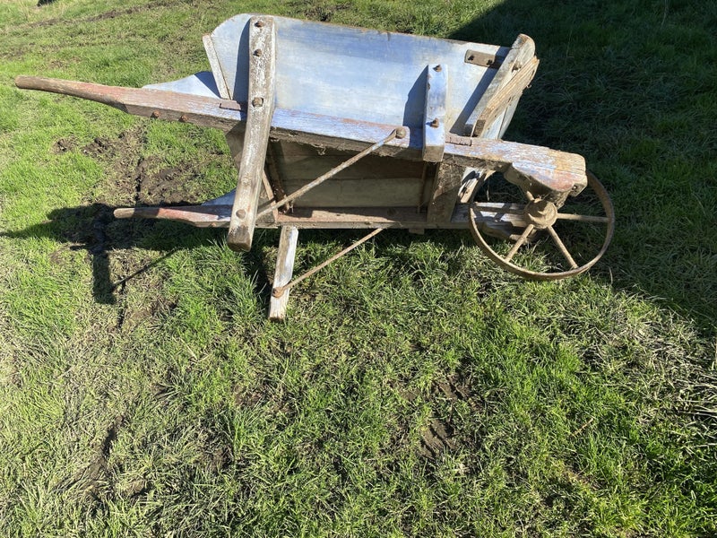 Antique wheelbarrow in original condition Carousel 5