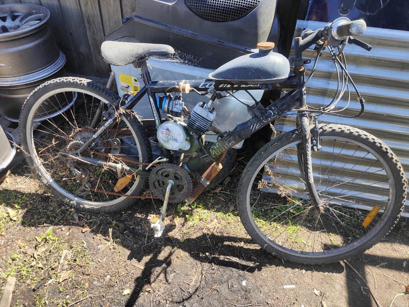 3 mountain bikes for parts Carousel 3