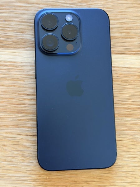 iPhone 15 Pro 256GB - 100% battery condition64142076810498110