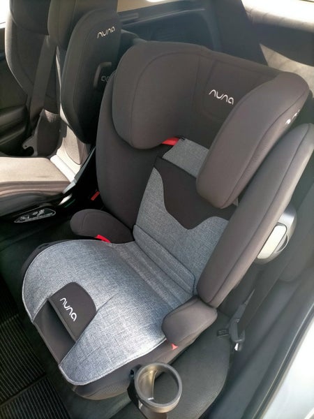 Nuna AACE Booster Seat – Excellent Condition – Cup Holder Included Carousel 1