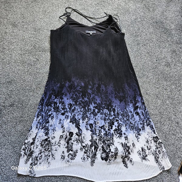 size 14 5 items see below + 1 unphotoed mystery item from my unlisted stock Carousel 2