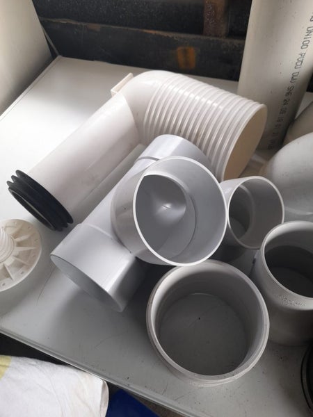 Plumbing fittings Carousel 1