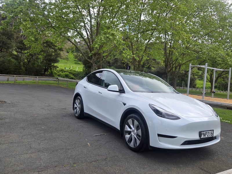 2022 Tesla Model Y Rear Wheel Drive64141747549826111