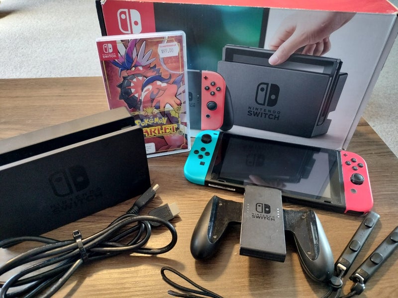 Nintendo Switch + Pokemon Scarlet Carousel 1