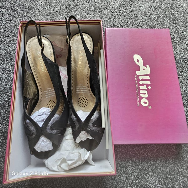 ALLINO BLACK SHIMMER HIGH HEEL SHOES, SIZE 9.564526751313026110