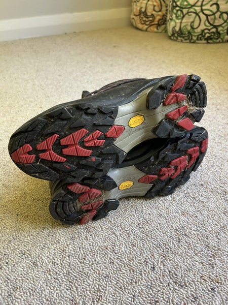 Tramping boots Carousel 3