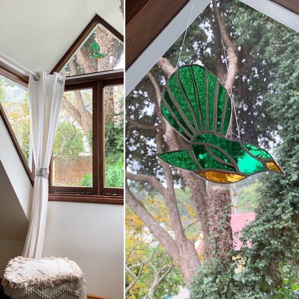 Stained glass Fantail ornament Carousel 1