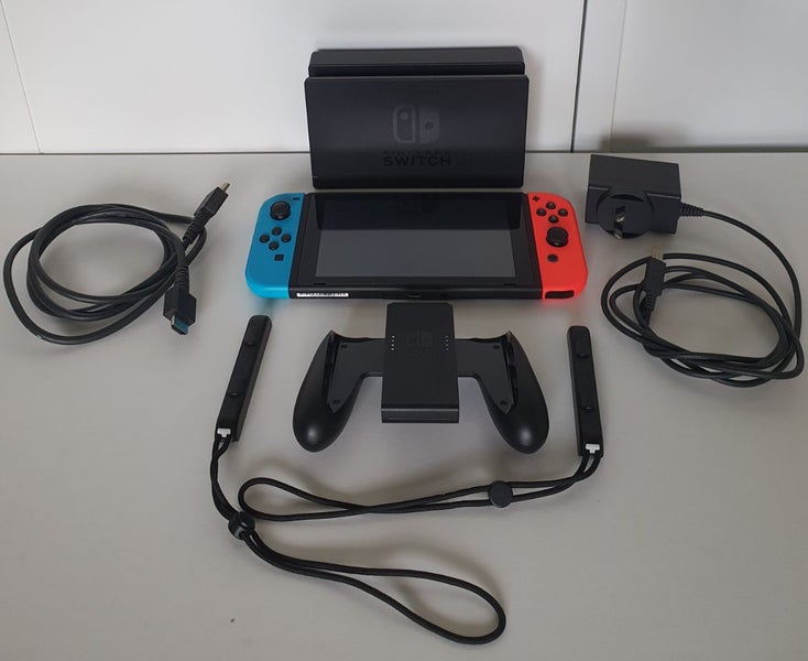 Nintendo Switch Console Carousel 1