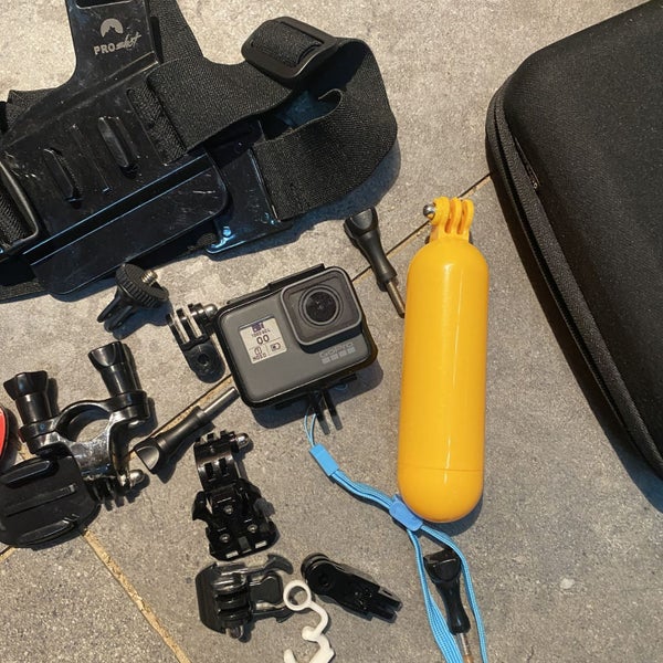 GoPro hero 5 accessories go pro 2 batteries Carousel 4