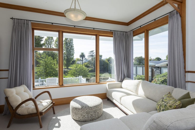 Character, class and river views64141770345091112