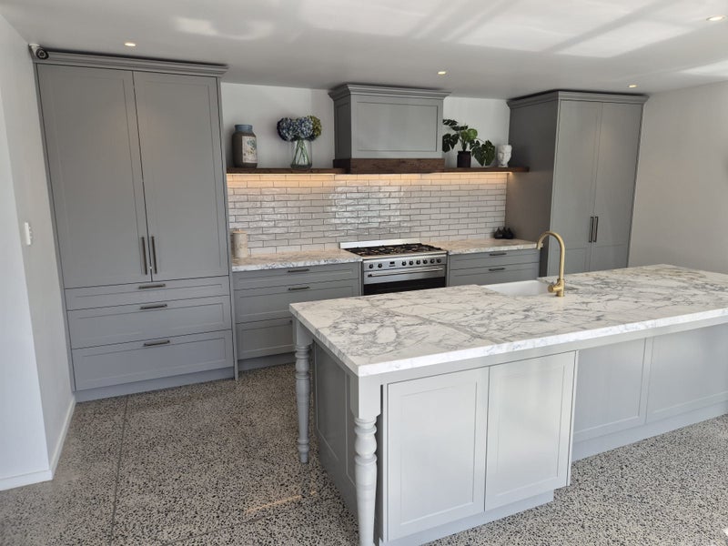Traditional Shaker Style Kitchen with Stone Benchtops - Ex-Showroom Carousel 2