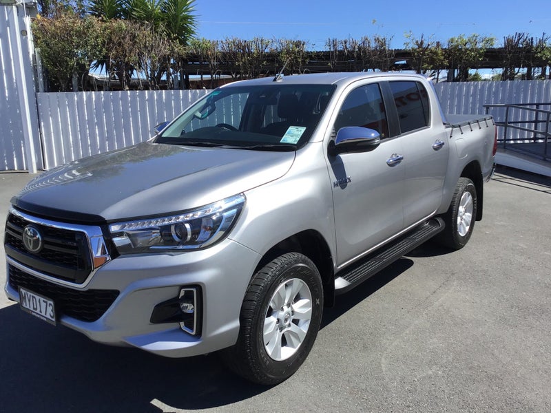 2020 Toyota Hilux SR5 2.8DT 6AT 4WD64141748535042112