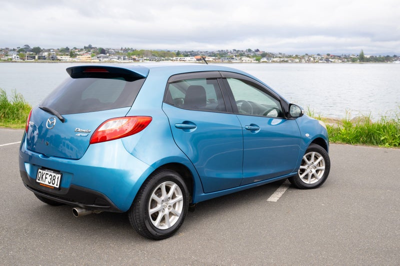 2011 Mazda Demio64141748543746112