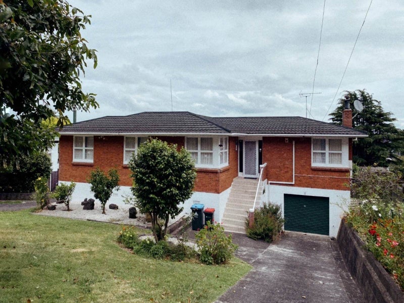 Image 1 of 6