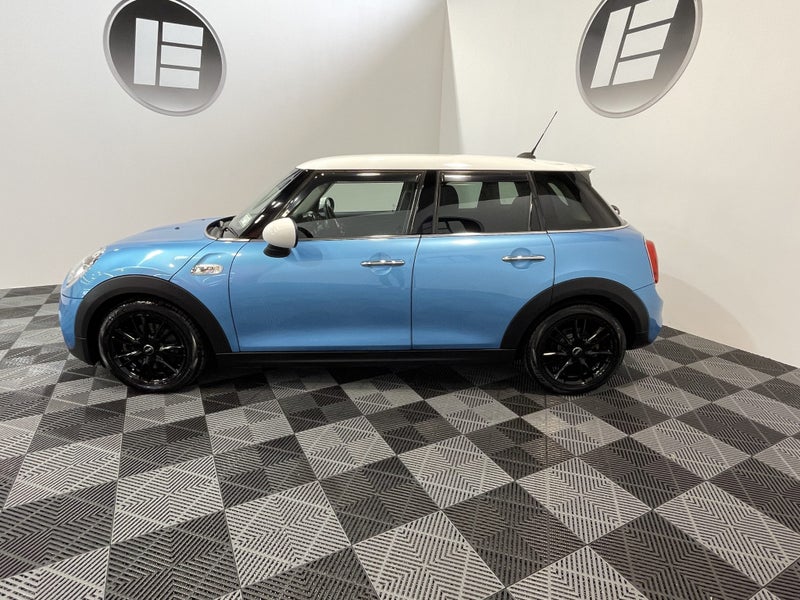 2014 MINI Cooper S LOW 36,000 KM'S64141748711169114