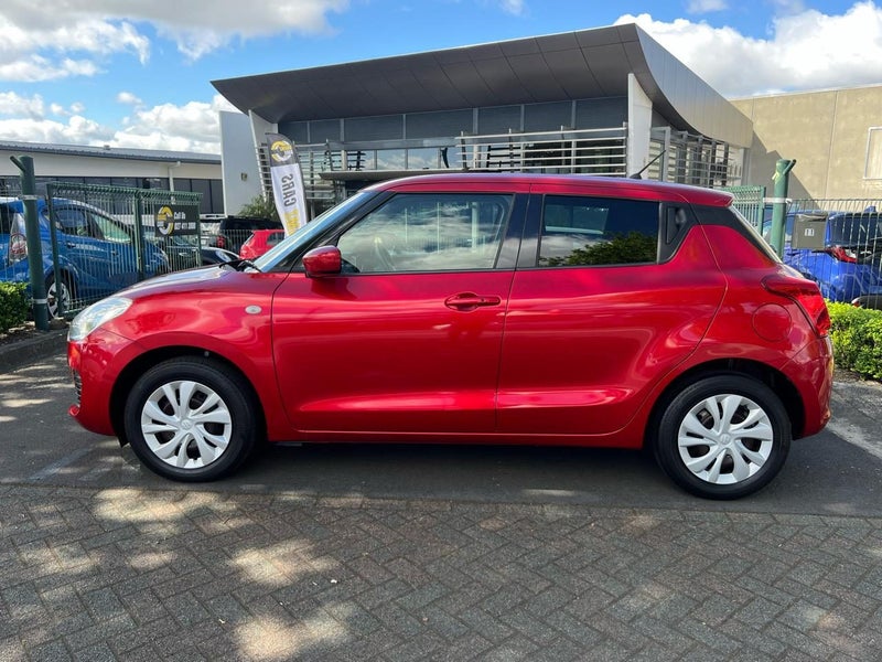 2018 Suzuki Swift 5D XG64141748740738112