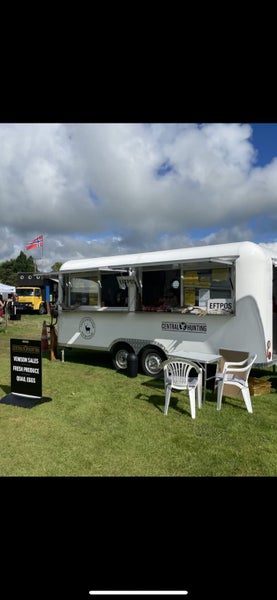 Food trailer Carousel 1
