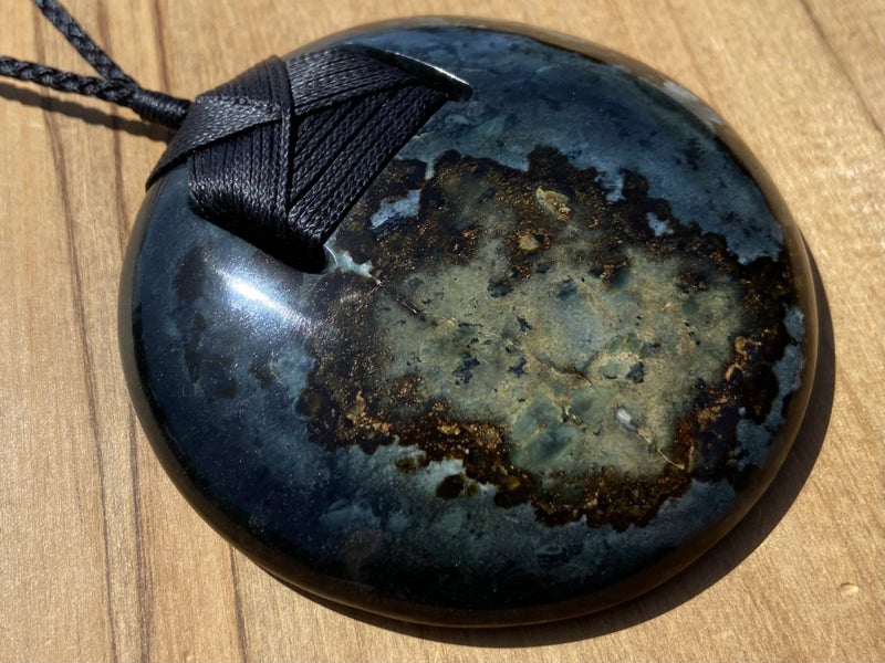 $1 Res!! Pounamu XXL bound porohita world pendant *Tangiwai* Carousel 2