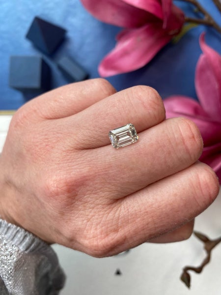 $1 RES ~ $3980 Retail * 3.02ct Emerald Cut Diamond64364794352899113