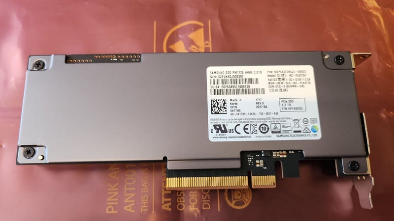 Dell 3.2Tb PCIe SSD - Samsung PM1725 model MZ-PLK3T20 Carousel 2