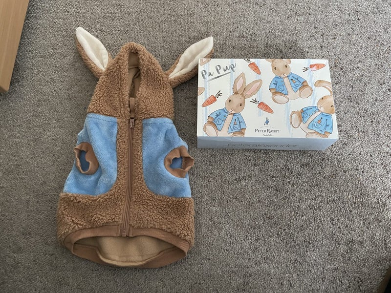 Peter Alexander Dog Hoodie size small Carousel 1