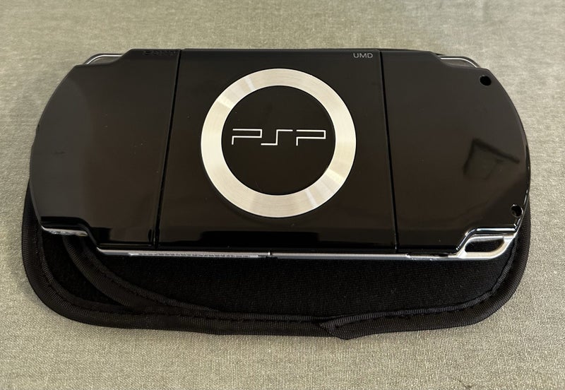 PSP 2000 – Value Piano Black | 64GB | Fully Set Up64142350186113112