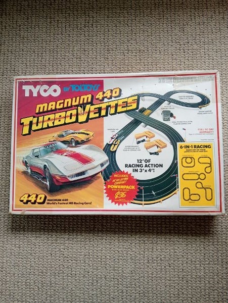 Tyco 2 Track Slot Car Set Carousel 1