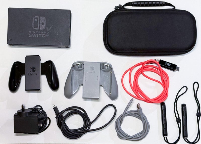 [No Reserve] Nintendo Switch V2 (Model: HAC-001-01) + Accesories Carousel 4