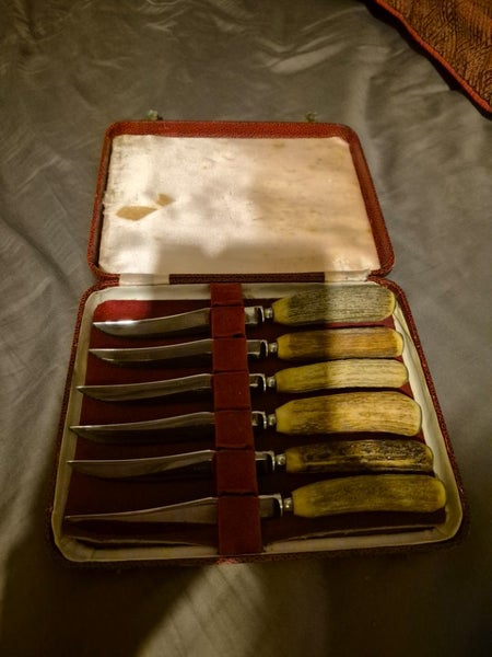 Deer Antler Knives Boxed set of 6 Carousel 1