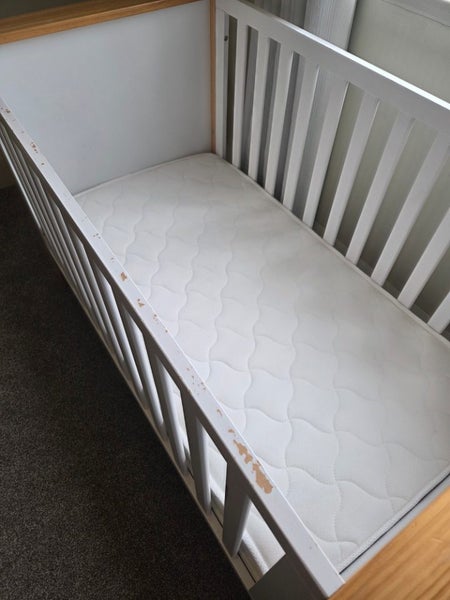 Mocka cots with mattresses Carousel 5