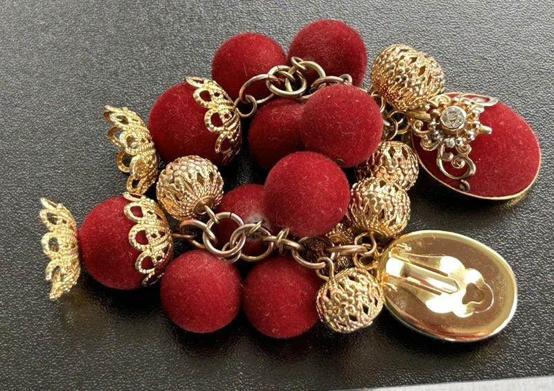 Victorian revival velvet balls + gold filigree clip earrings Carousel 2