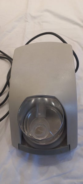 Fisher and Paykel, Model 221 CPAP Unit Carousel 2